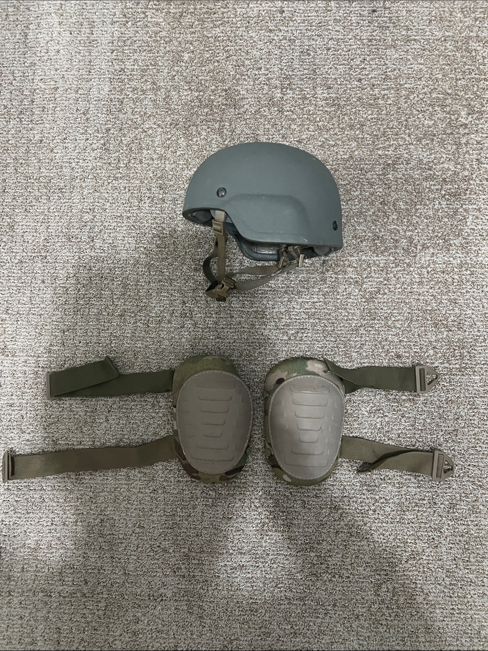 Military h elmet & two ocp knee pads